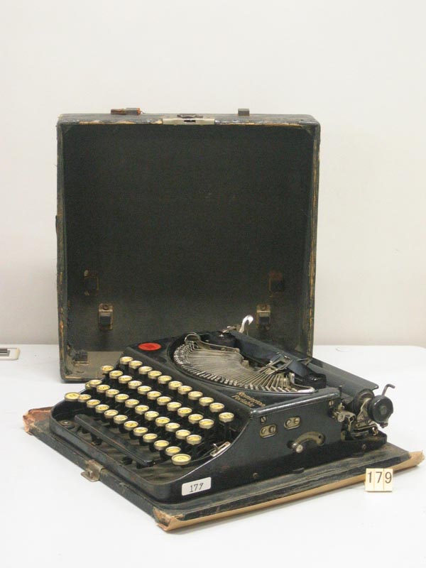 Remington Portable Typewriter Remington